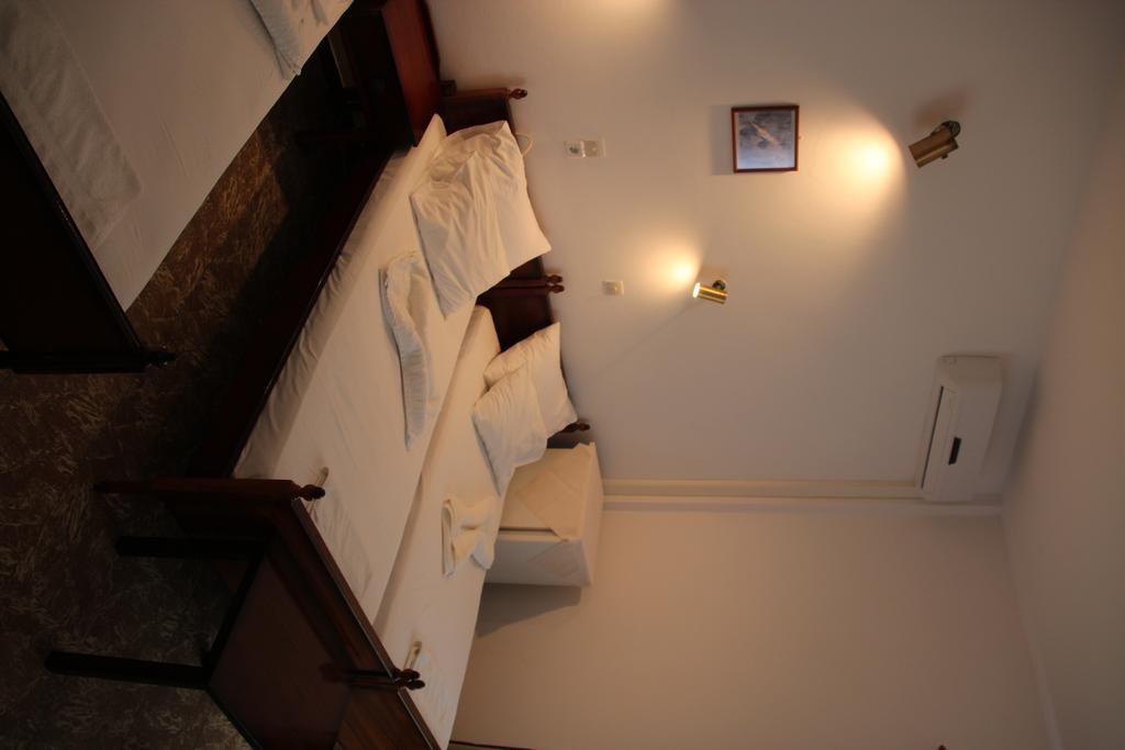 Cohyli Hotel Ireo  Ruang foto